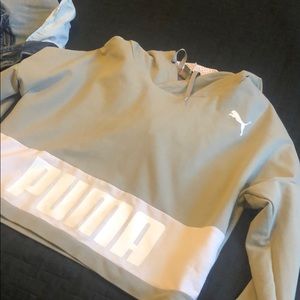 Puma long sleeve crop top Size M